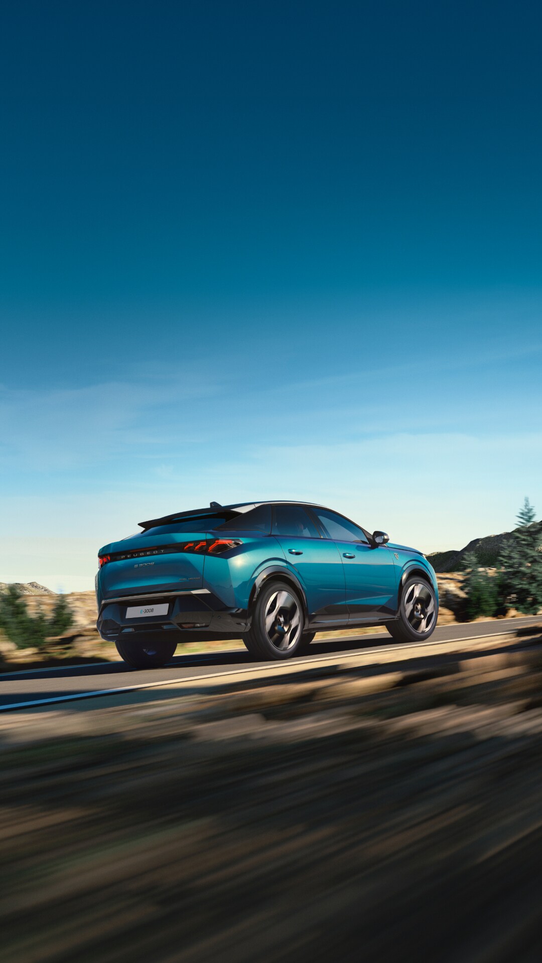 PEUGEOT E-3008 DUAL MOTOR AWD Launch Edition