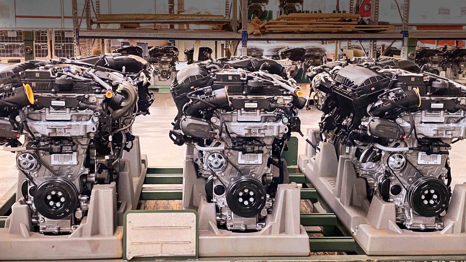 Production of the Turbo 100 engine in the factory